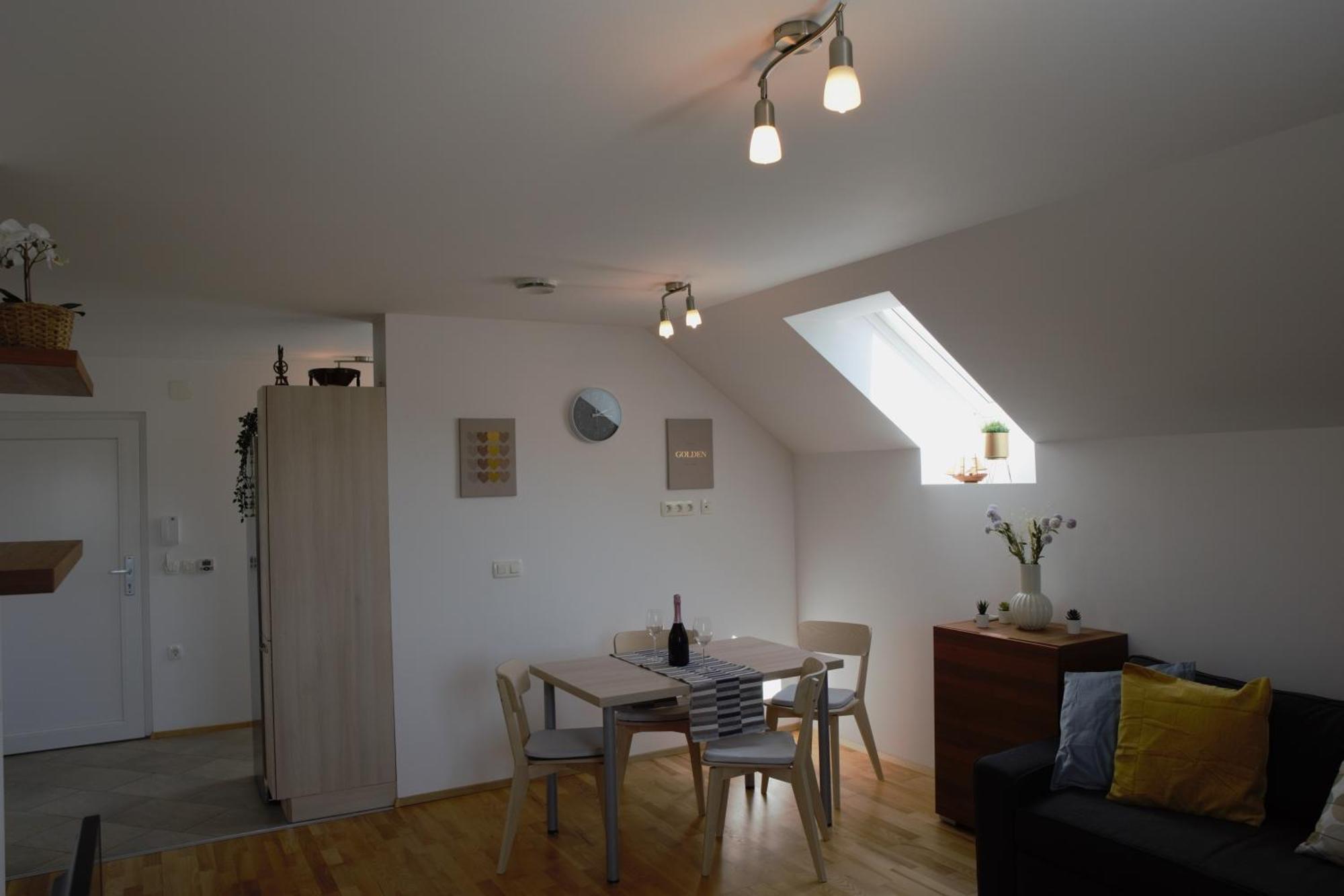Domen'S Cozy Rentals Kranj Exterior photo