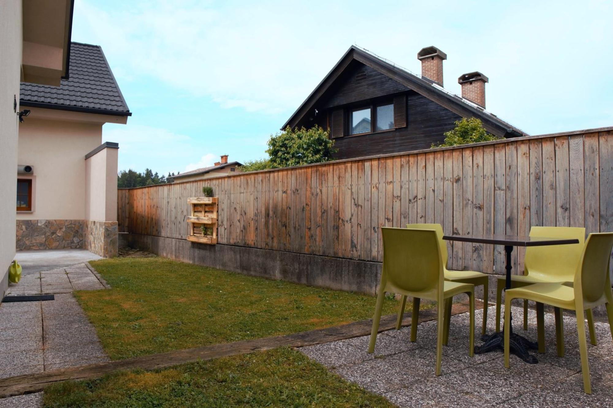Domen'S Cozy Rentals Kranj Exterior photo
